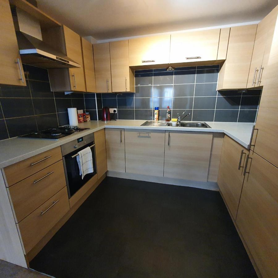 2-Bedroom Back Hilton Area Apartment - Ground Floor, Aberdeen City Center Extérieur photo